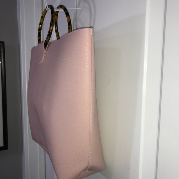 Vince Camuto Large PVC Pink Tote. 19 x 13 - Picture 3 of 9